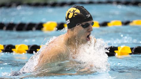 Northwestern Iowa Swim And Dive Teams Split Big Ten Match Up