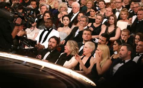 oscars 2017 incredible pics of celebs reacting to that best film gaffe metro news