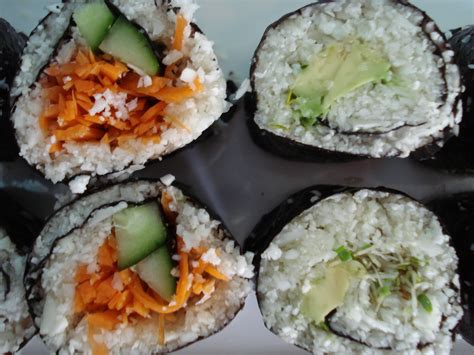The Spade & Spoon: Vegan MoFo: Raw Vegan Sushi Rolls
