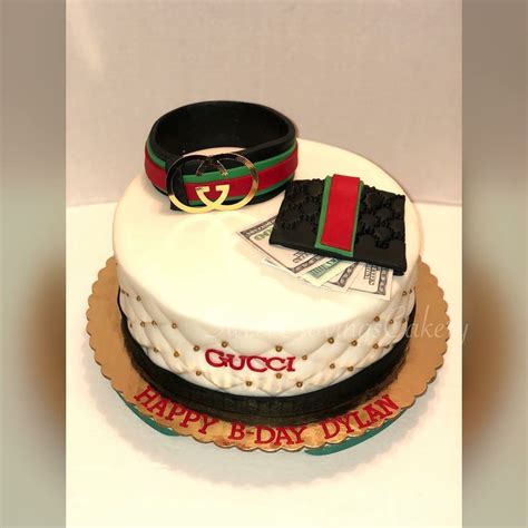 You can organize the froot loops in rings, like liv for cake did, or use them to make a poppy pattern on the top. Gucci Cake | Gucci cake, Beautiful birthday cakes, 16 birthday cake