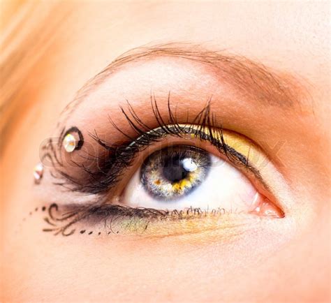 Close Up Beautiful Eye With Makeup Beauty And Fashion