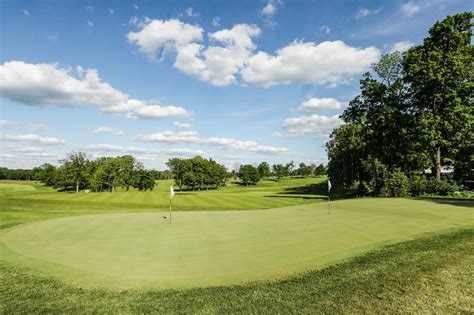 Tee Time New Pfau Course Opens For Golfers News At Iu Indiana University
