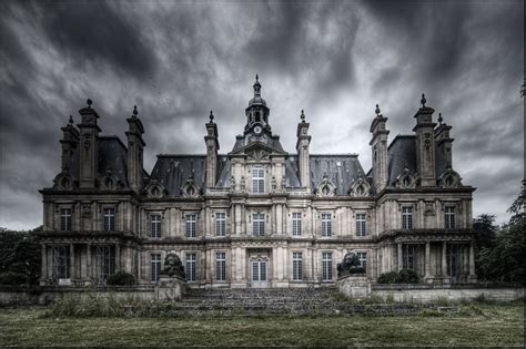 The Most Fascinating Abandoned Mansions Castle Picture Abandoned
