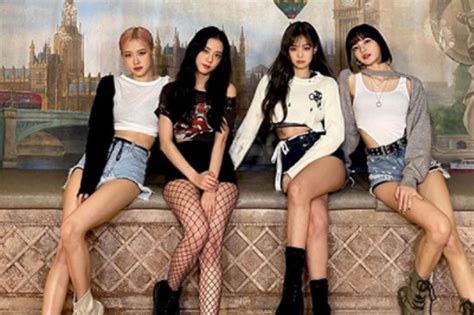 Thanks to j reese, dando for correcting these lyrics. 'Blackpink: Light Up the Sky' review: Glowing young ...