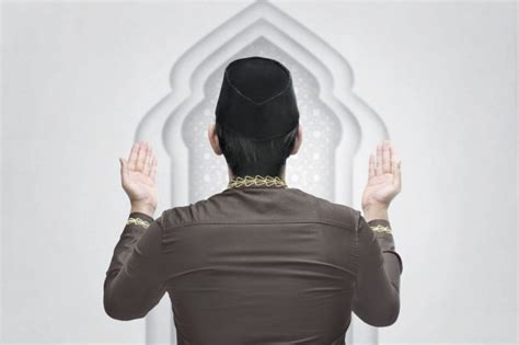 Doa Setelah Mendengar Adzan Sebagai Pengingat untuk Melaksanakan Sholat