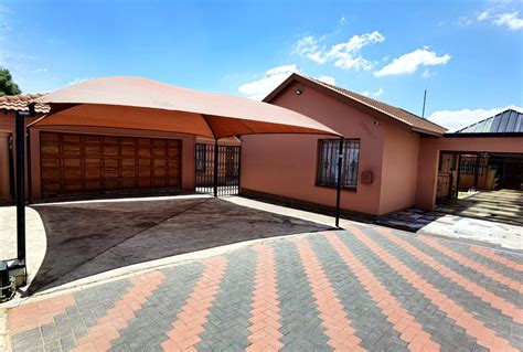 Property For Sale In Kagiso Remax Of Southern Africa