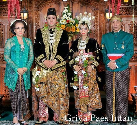 Pakaian Orang Tua Pengantin Adat Jawa Pakaian Adat Dari Banten Dan My