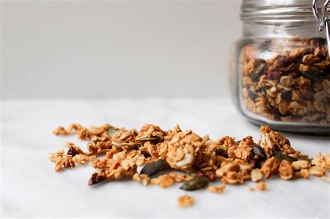 Regardless of whether or not you celebrate, i think it's the best excuse to whip up a healthy valentine's day dessert…and if you're like me this involves something with. Simple Honey Granola - Gluten, dairy, nut & refined sugar ...