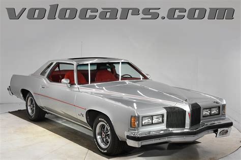 1976 Pontiac Grand Prix Volo Auto Museum