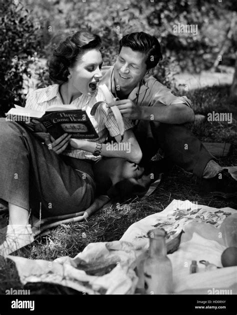 Deborah Kerr With Husband Tony Bartley Enjoying A Picnic On Location For If Winter Comes 1947