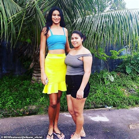 Seven Foot Tall Model Named Brazils Tallest Woman Is Married To A Man Who Is A Foot Shorter