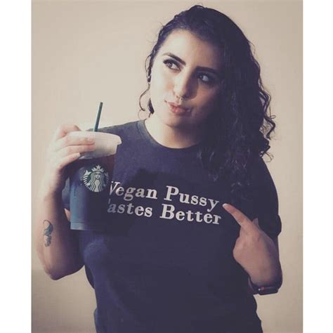 Vegan Pussy Tastes Better T Shirt Casual Women Slogan Vegeterian Tshirt Unisex Summer Short