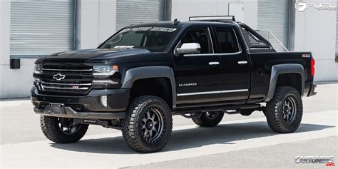 Tuning Chevrolet Silverado 2018 Front And Side