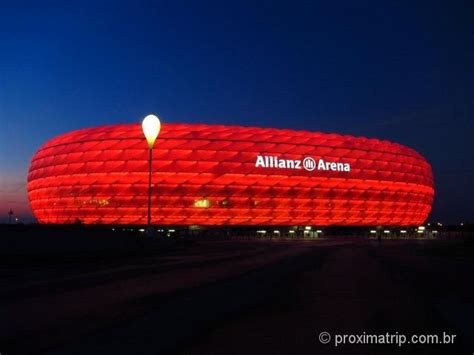 Darum wurde der schriftzug der allianz arena entfernt für die em 2021 wurde die allianz arena in münchen kurzfristig umbenannt. Munique: Visita ao Estádio Allianz Arena à noite • Proxima ...