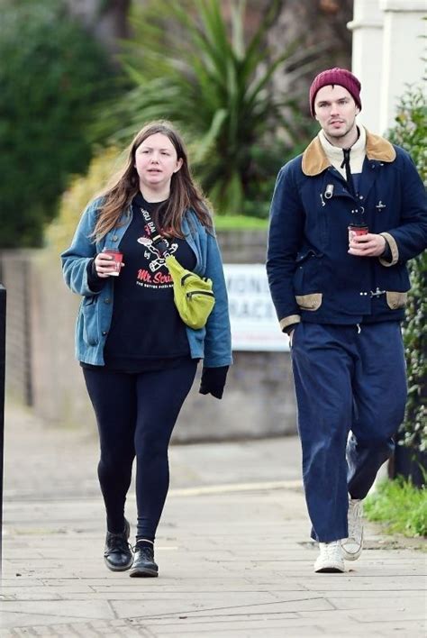 Hannah Murray And Nicholas Hoult Out In Primrose Hill 01022021