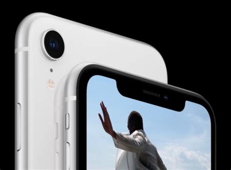 Apple Debuts New Iphone Xr Features 61 Inch Liquid Retina Display