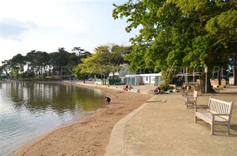 Camping le conleau is located at france, vannes, 188 avenue maréchal juin, 56000 vannes, morbihan 56000 vannes. Plage Piscine de Conleau Vannes (56) Morbihan Bretagne ...