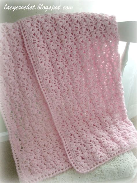 15 Cute Crocheted Baby Blankets
