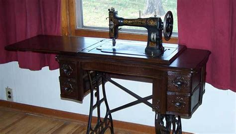 Stepping Up To A 100 Year Old Treadle Sewing Machine Final Prepper