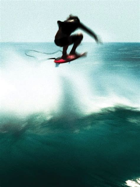 Surfsouthafrica Ozzie Wright Can Do No Wrong On A Speedy Uluwatu
