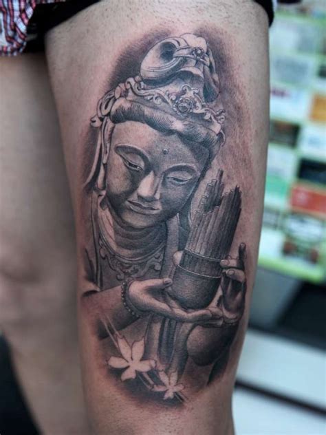 Un Tattoo De Bouddha Inkage