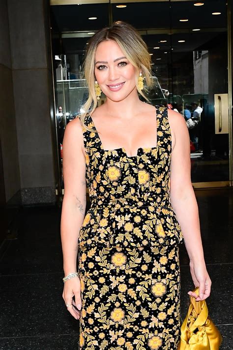 People Arent Taking Kindly To Viral Tweet Saying Hilary Duff Is Still