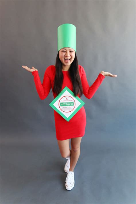 Insanely Clever Last Minute Halloween Costumes Ideas Flawssy