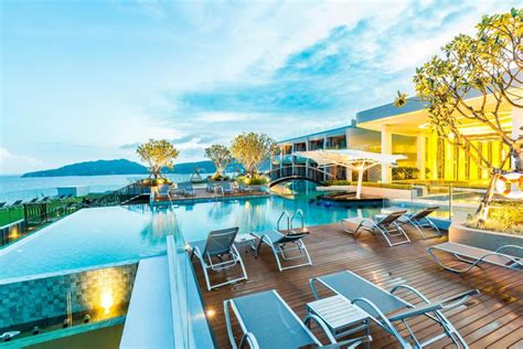 9 Hotels In Phuket With Infinity Pool