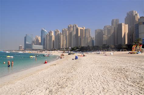 Experience The Stunning Dubai Beaches By Holiday Genie