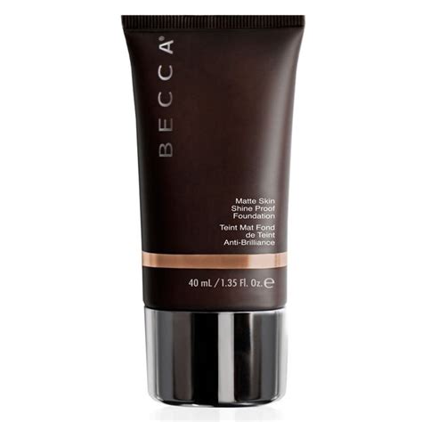 Foundation dari brand kecantikan make over ini memiliki kandungan moisturizer yang dapat membuat kulit wajah kamu tetap lembab tanpa menimbulkan efek berminyak. Bebas Kandungan Silikon, Ini Deretan Primer yang Aman ...