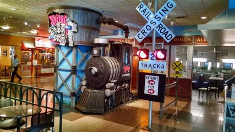 Fritz S Railroad Restaurant Is The Best Train Themed Restaurant In Missouri