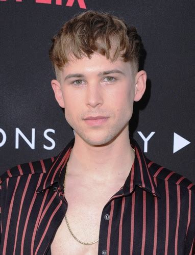 Tommy dorfman is an american actor, who is mostly known for playing the role of ryan shaver in the teen drama web series 13 reasons why. Tommy Dorfman Height, Weight, Age, Partner, Facts & More ...
