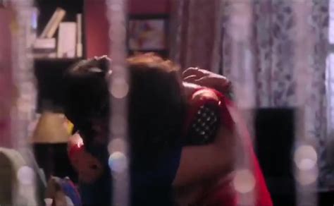 Swara Bhaskar Sexy Scene In Rasbhari Aznude