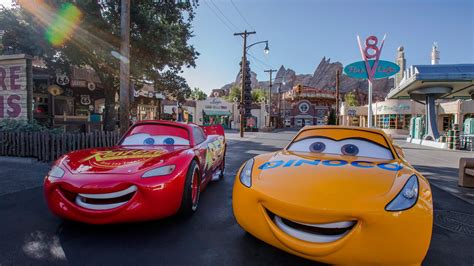 Disney Pixars Cars 3 Star Cruz Ramirez Rolls Into Disneyland And