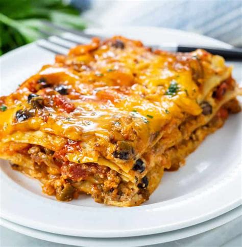 This Easy Taco Lasagna Recipe Has Layers Of Lasagna Noodles And Your