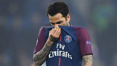 Dónde ver por tv el partido estelar de la champions). Las redes estallan contra Dani Alves por una frase sobre ...