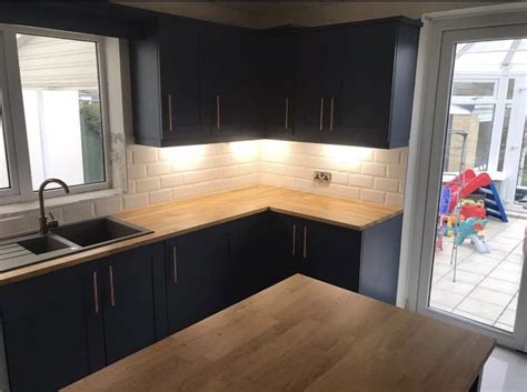 3 Ways To Spray Kitchen Cabinets In The Uk Sprayworks Uk