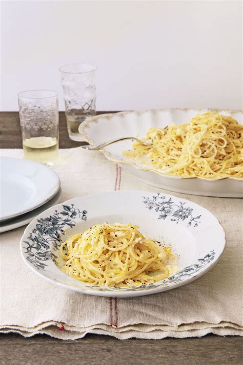 Bake until the cookies are crackled across the surface and lightly golden at the edges, 6 to 8 minutes. Spaghettini with Lemon and Ricotta Recipe