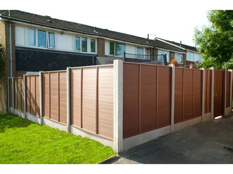 The humble garden fence, our gardens have them but we neglect them.yes we may paint or stain them but do we decorate? Why you should never paint your fence panels again