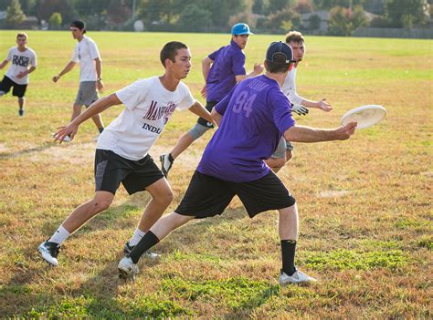 Men's ultimate Frisbee opens door to fun, competitive atmosphere | The Collegian