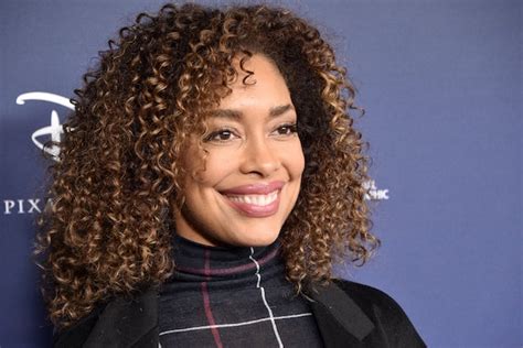 Gina Torres Joins 9 1 1 Lone Star As Paramedic Who Comes Out Of