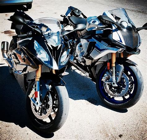 Www.facebook.com/loverhonda join for more wikz. Bmw S 1000RR vs yamaha R1