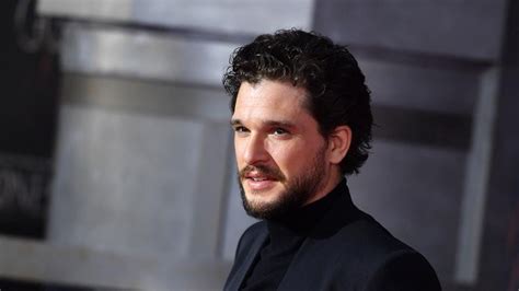 Kit Harington Returns Home After Rehab Sting See Pics Of The Game Of