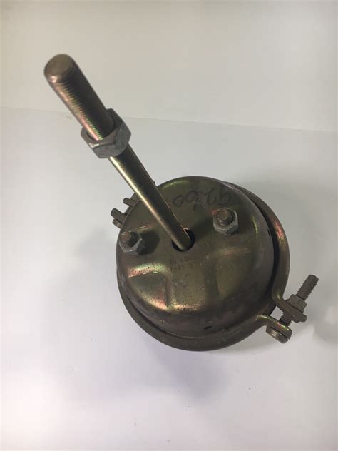 BRAKE CHAMBER, TYPE 16 - 1 IN STOCK