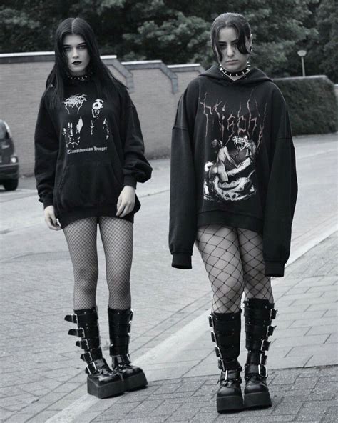 the best goth punk alternative clothing references gothic clothes