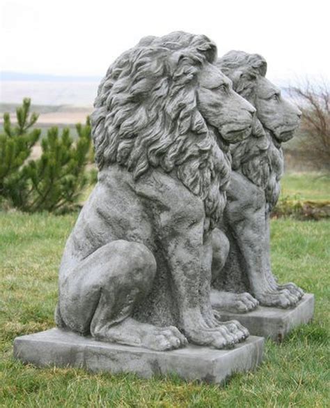 Pair Of Stunning Large Sitting Lion Statues Outdoor Statues Statue