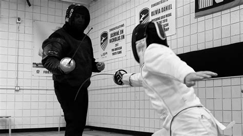 Fencing is a sport that promotes healthy activity and an encouraging community. Fencing Classes Near Me - Fortune Fencing