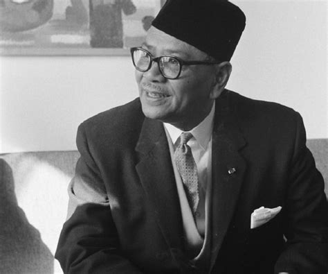 A college will gain reputation if all the good students flock to that particular college but that does not mean it is a. Tunku Abdul Rahman Biography - Tunku Abdul Rahman ...