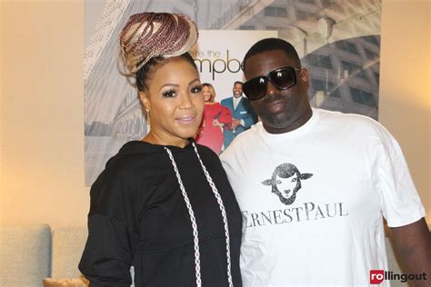 Erica And Warryn Campbell Show Their Real Lives In Were The Campbells Rolling Out