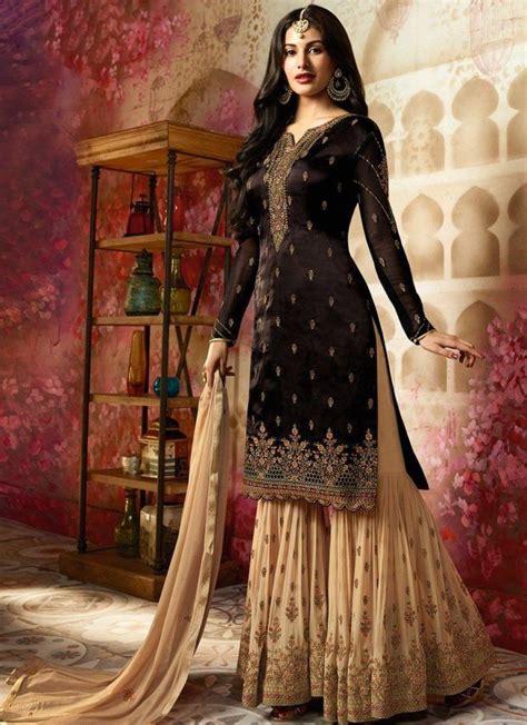 15 Mesmerizing Sharara Suits For Your Indian Wedding Style Motivation Indian Bridal Lehenga